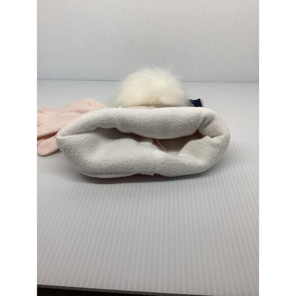 Soft Pink Hat With Pearls Gloves Faux Fur Pom NWT - Picture 3 of 4